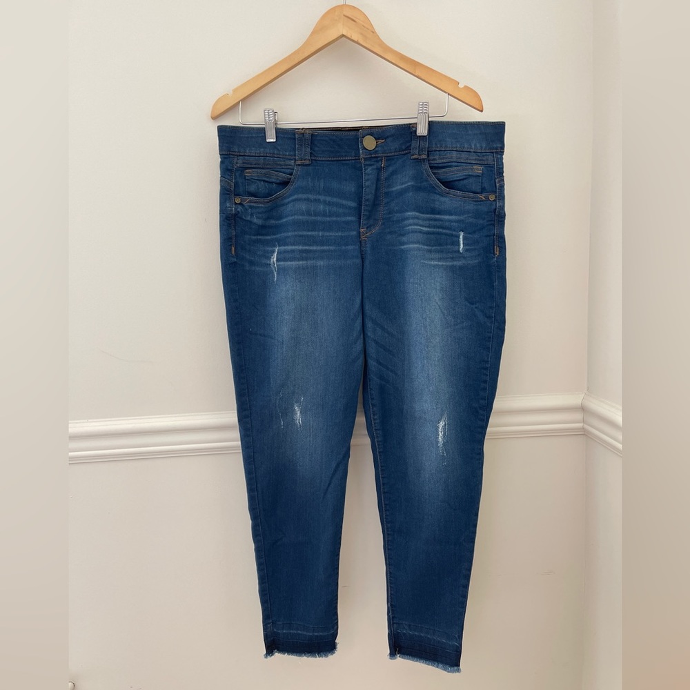 Democracy Ab Solution Technology Blue Denim Jeans - Woman’s Size 14